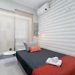 Host Wise - Modern Flats With Stunning Terrace Or Balcony - Central Location