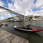Muralha Da Barca Apartamentos Rnal Nº13939 Al,5848 Al, 6419 Al-Chamada Para A Rede Movel Nacional
