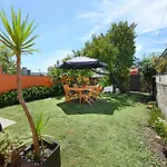 Peach Hostel&Suites