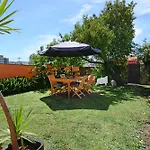 Peach Hostel&Suites