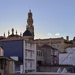 Special Place With A Sunny Balcony Facing Clerigos