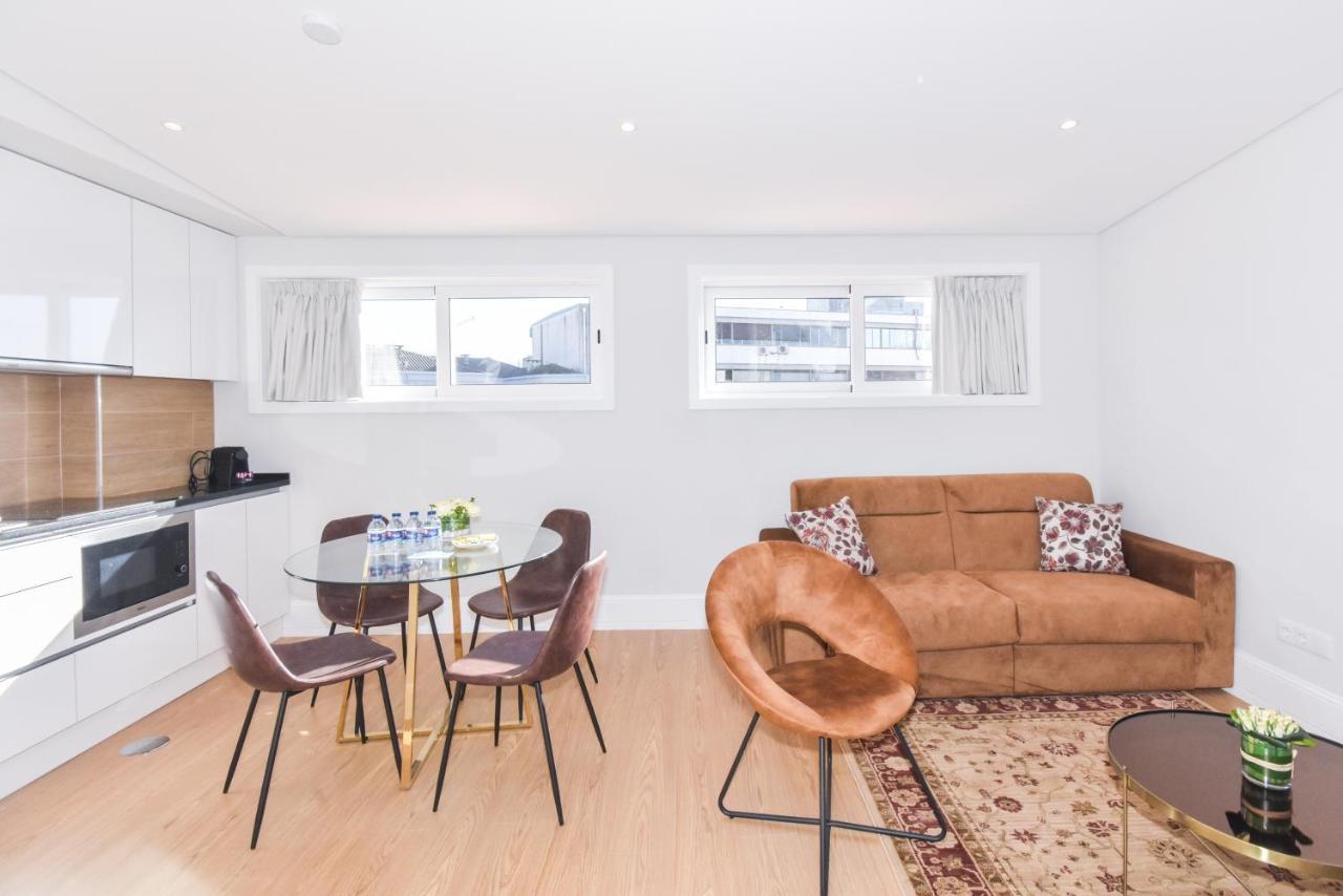 Fontinha Square By Hosts Apartment *