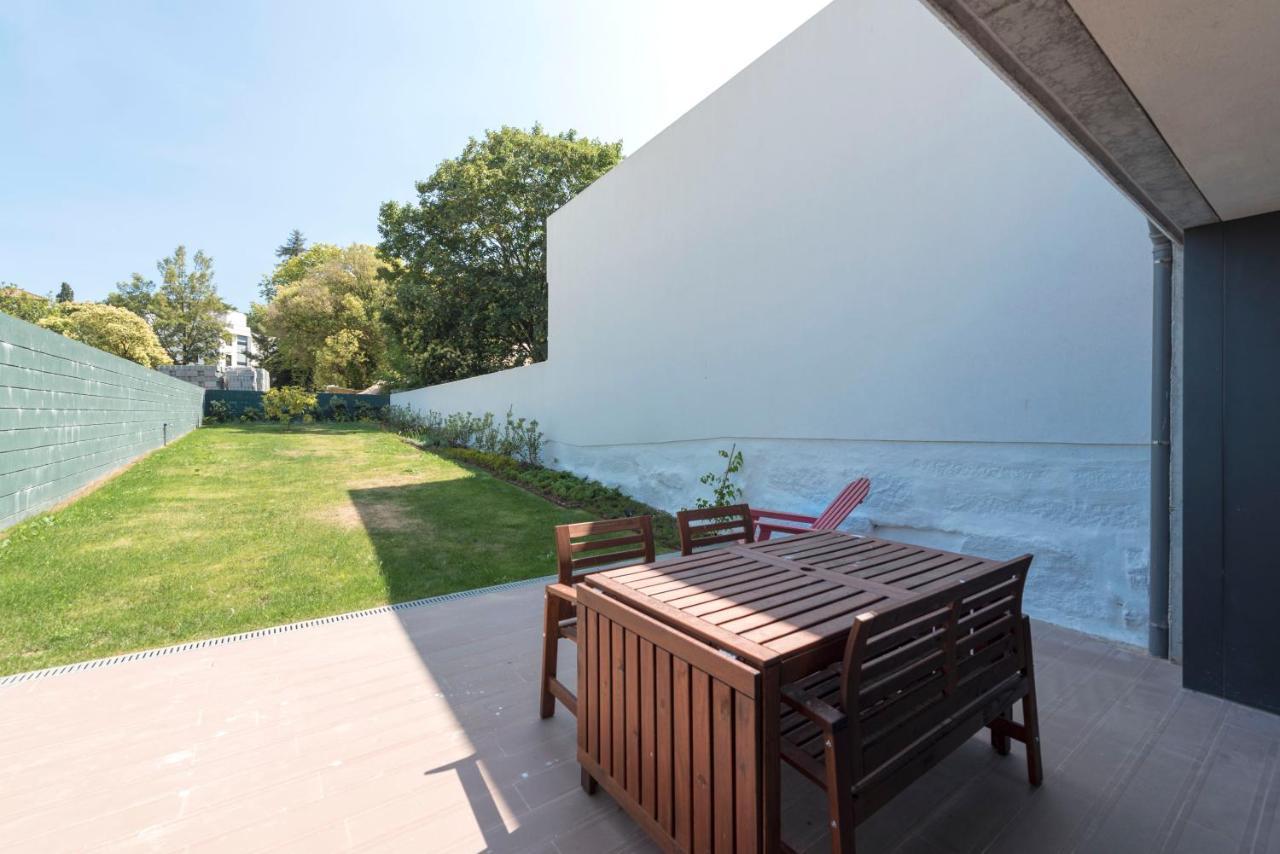 Bombarda Gallery Yard Apartment