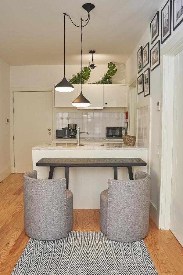 Boutique Rentals-flores Classic Historical Centre Apartment Porto