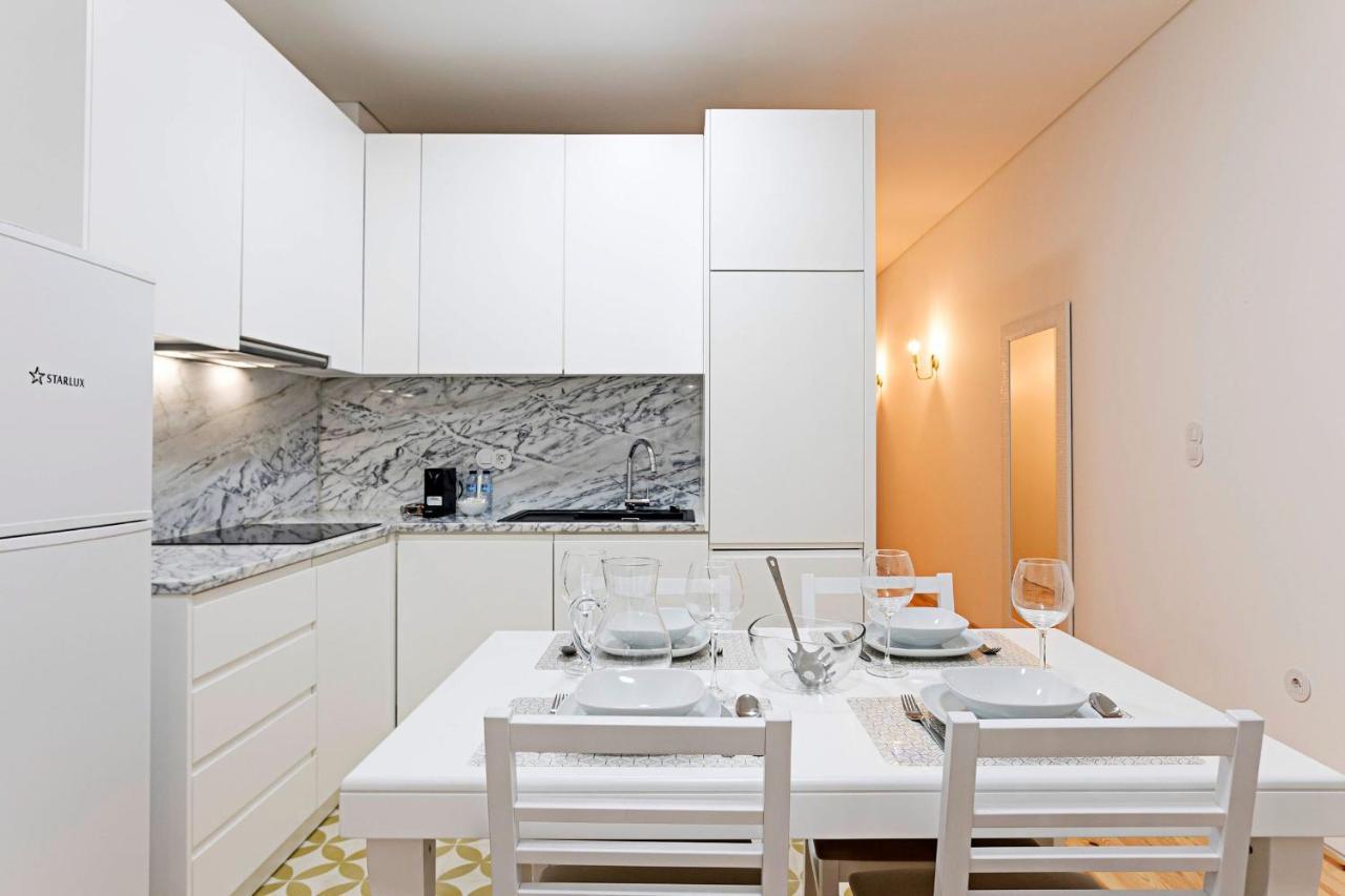 Loios 1br Flat Downtown By Lovelystay Apartment *
