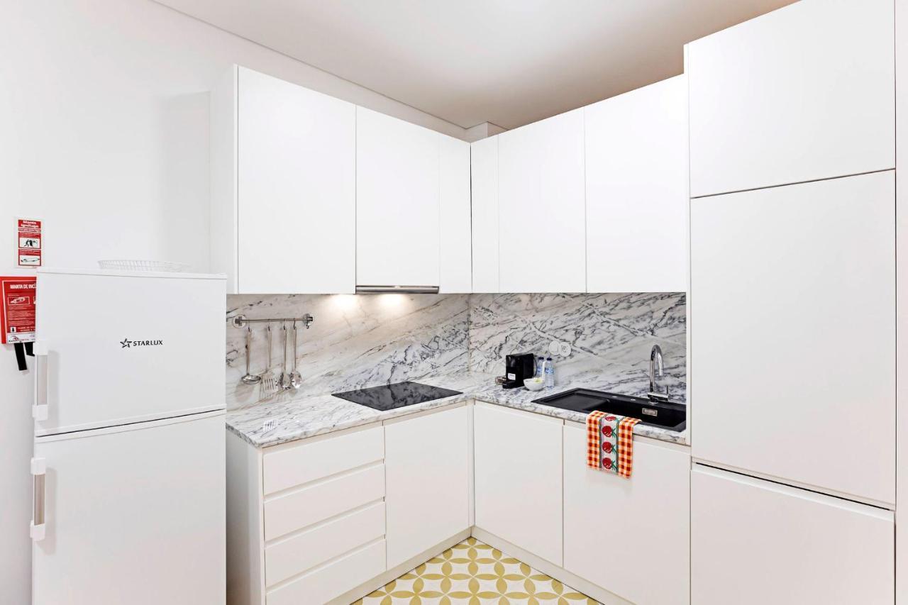 Apartment Loios 1br Flat Downtown By Lovelystay Porto