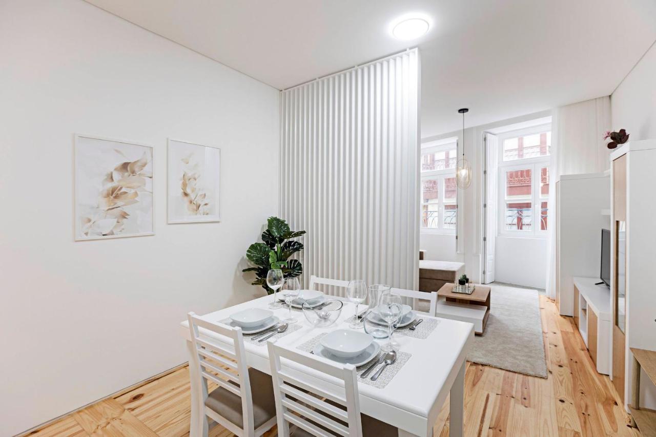 Loios 1br Flat Downtown By Lovelystay Apartment