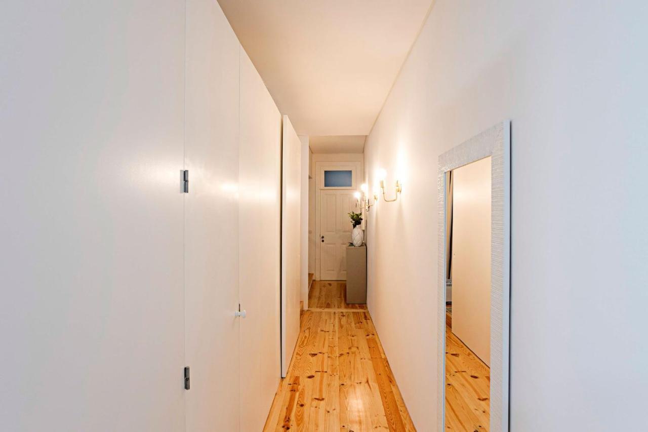Loios 1br Flat Downtown By Lovelystay Apartment