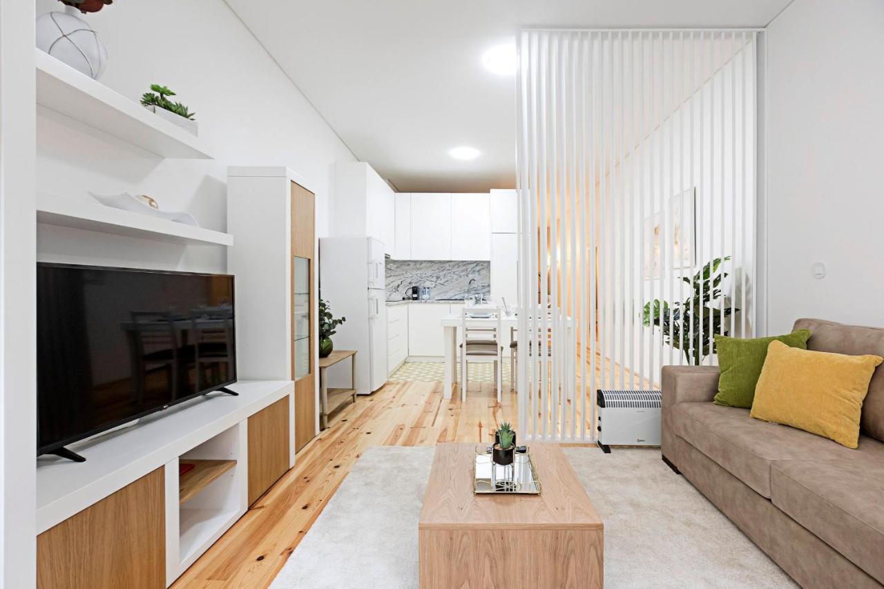 Loios 1br Flat Downtown By Lovelystay Porto