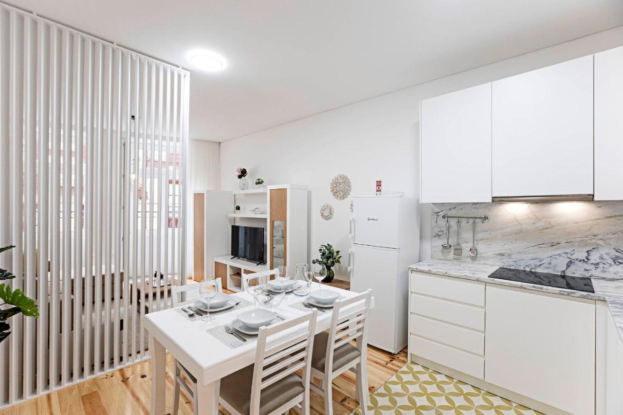 Loios 1br Flat Downtown By Lovelystay Apartment
