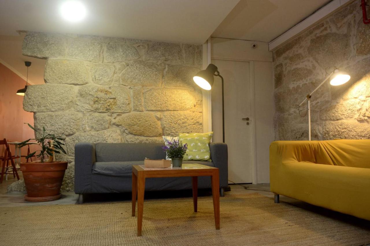 Hostel O2 *