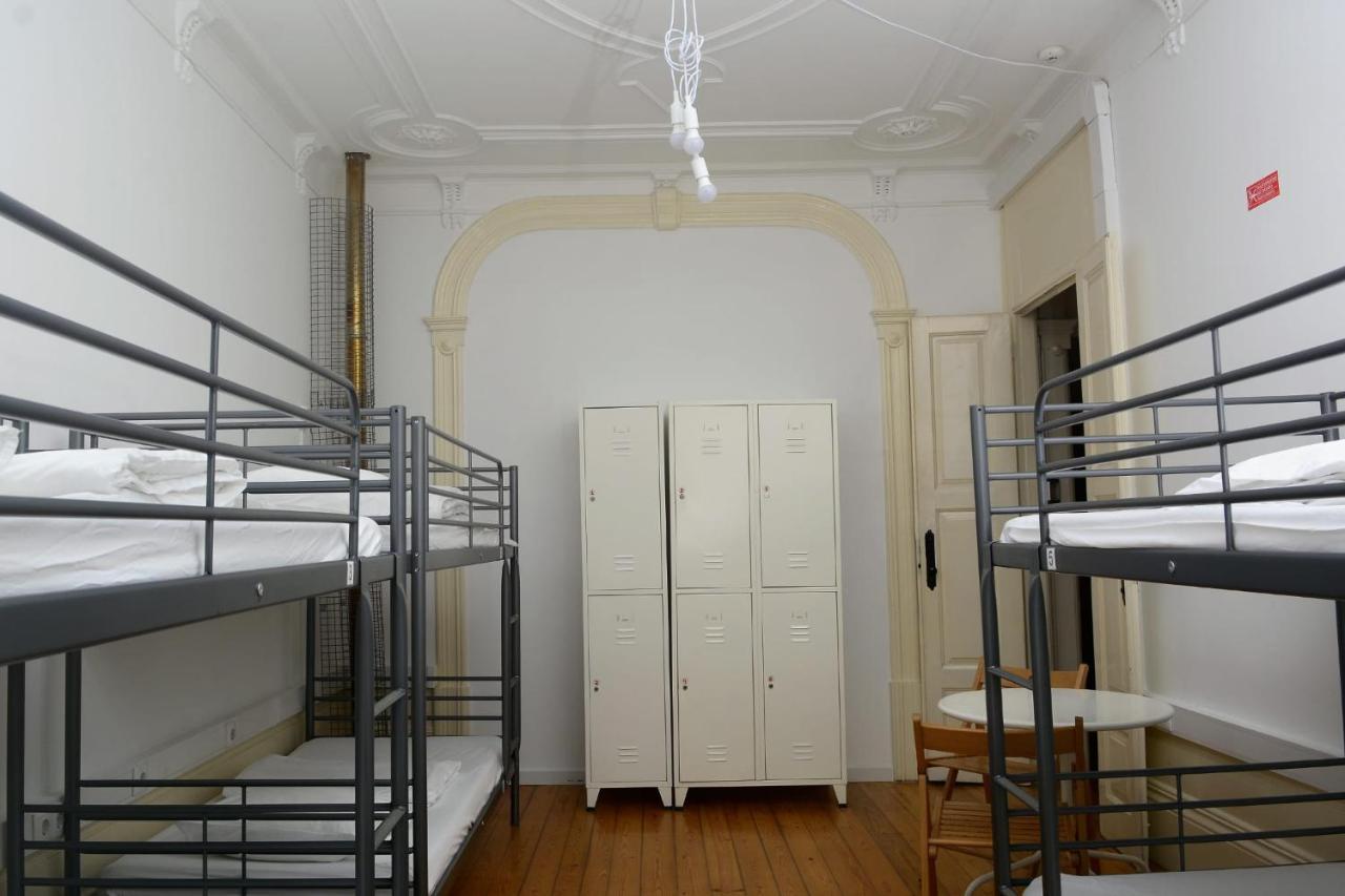 O2 Hostel