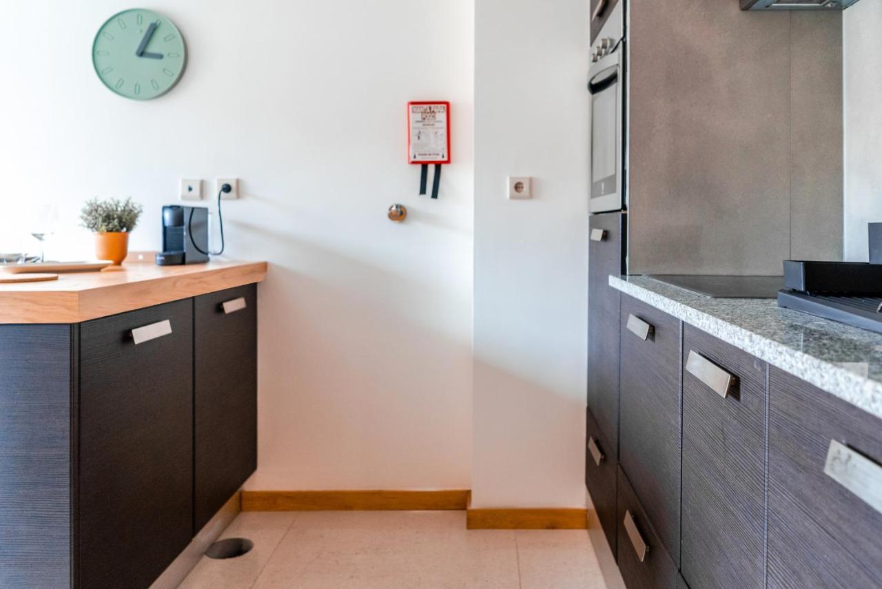 Apartment Bright In The Heart Of Lapa - 5min Walk To Metro! *