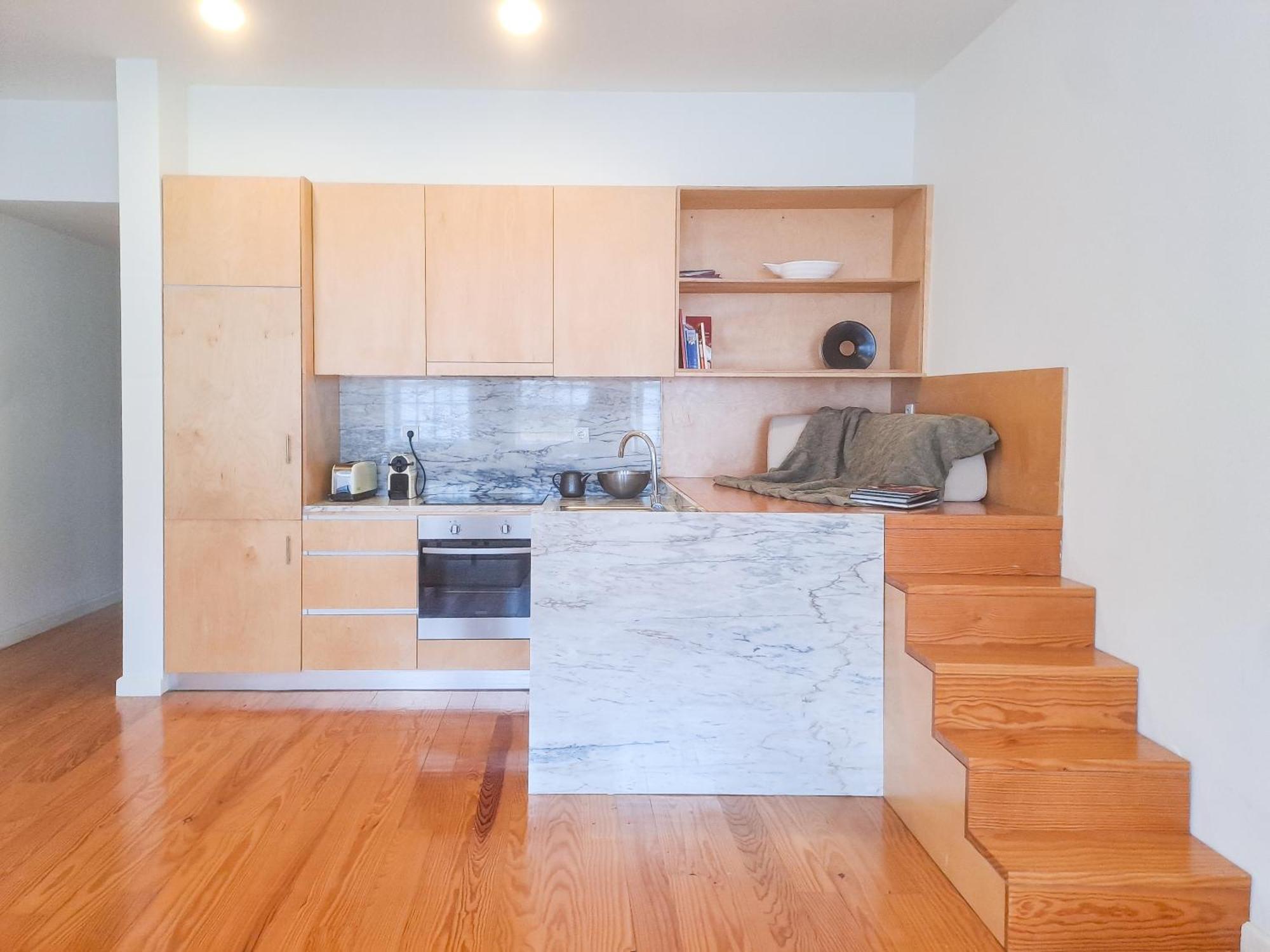 Fly Me To The Moon Apartment