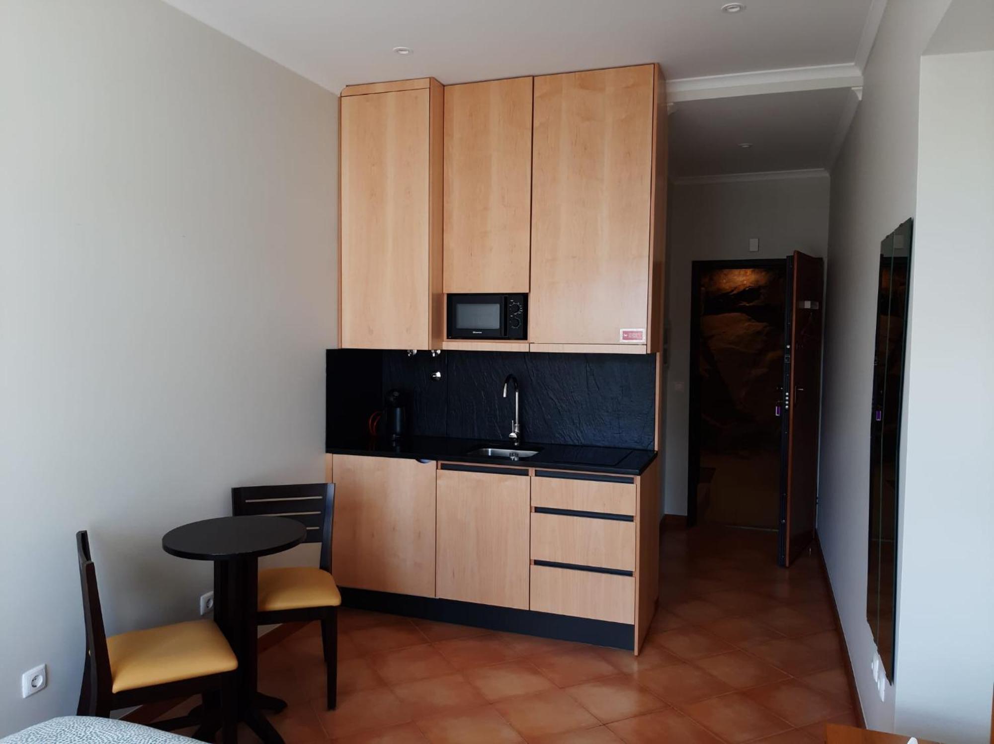 Albergue Happy & Porto