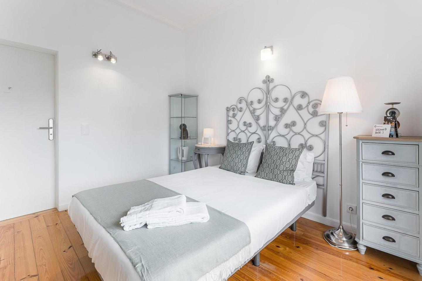 Guestready - Gold Leaf 3b Apartment Porto