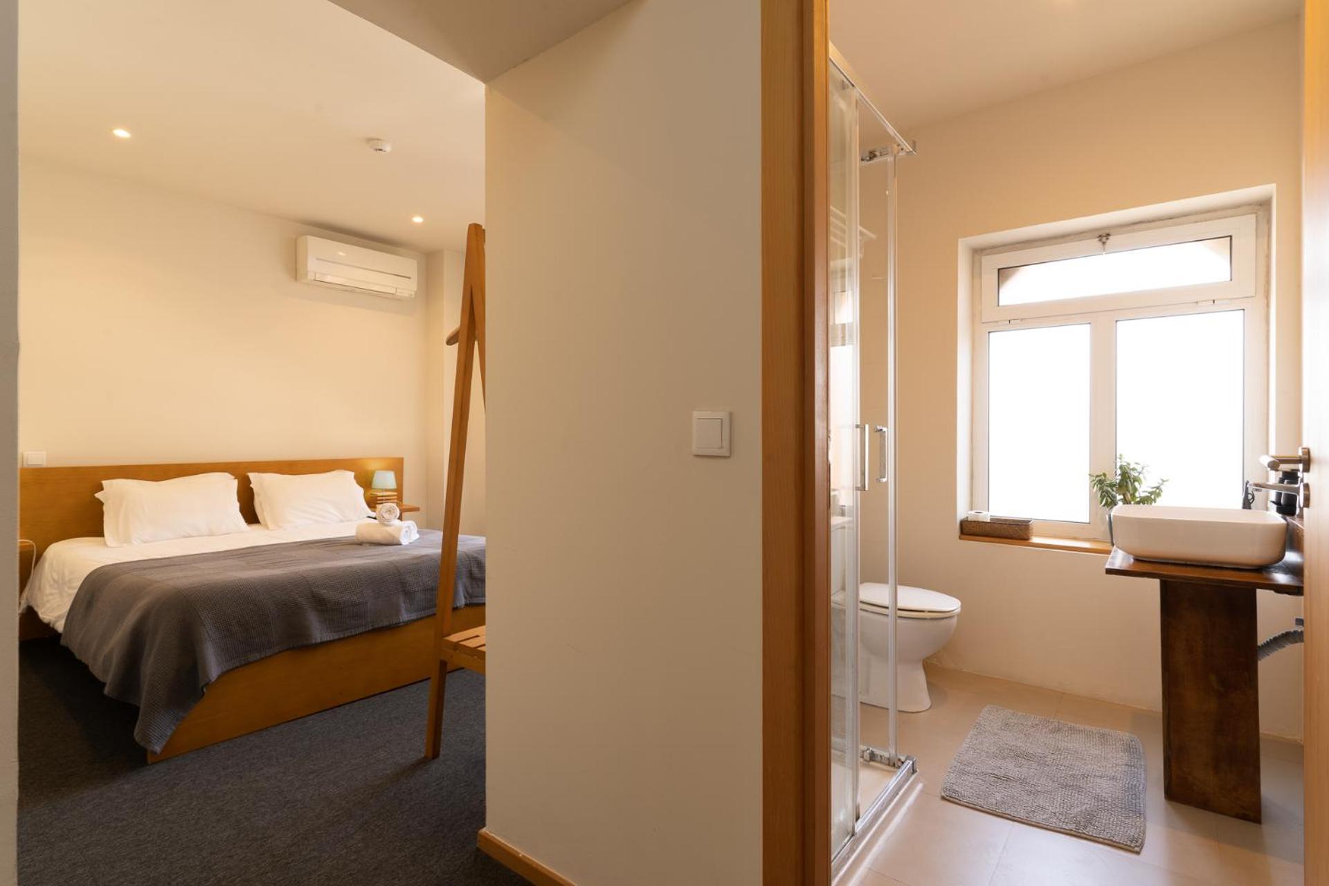Peach Hostel&suites Hostel