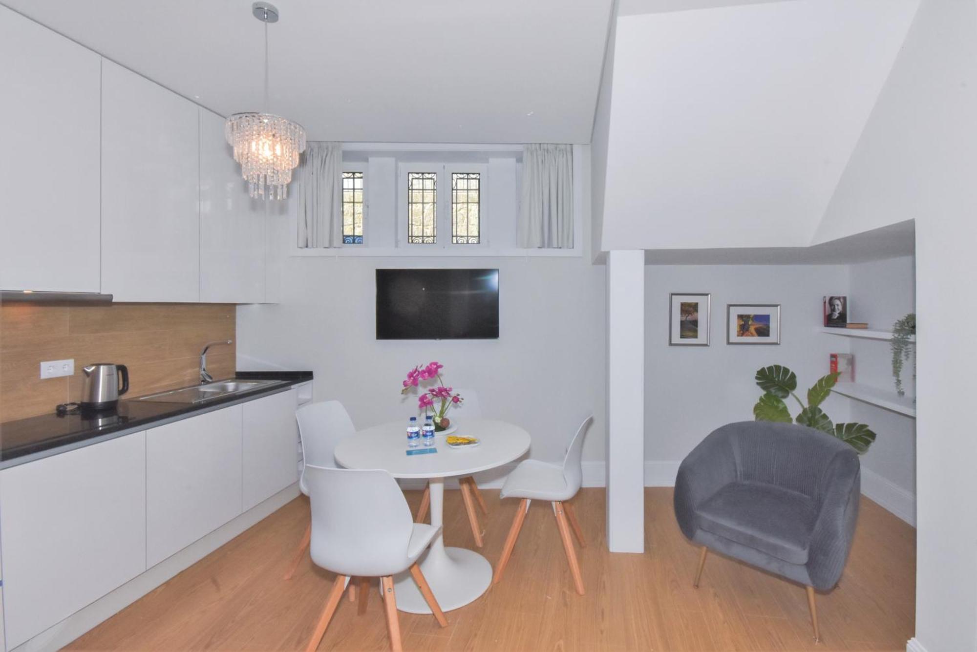Fontinha Square By Hosts Apartment Porto
