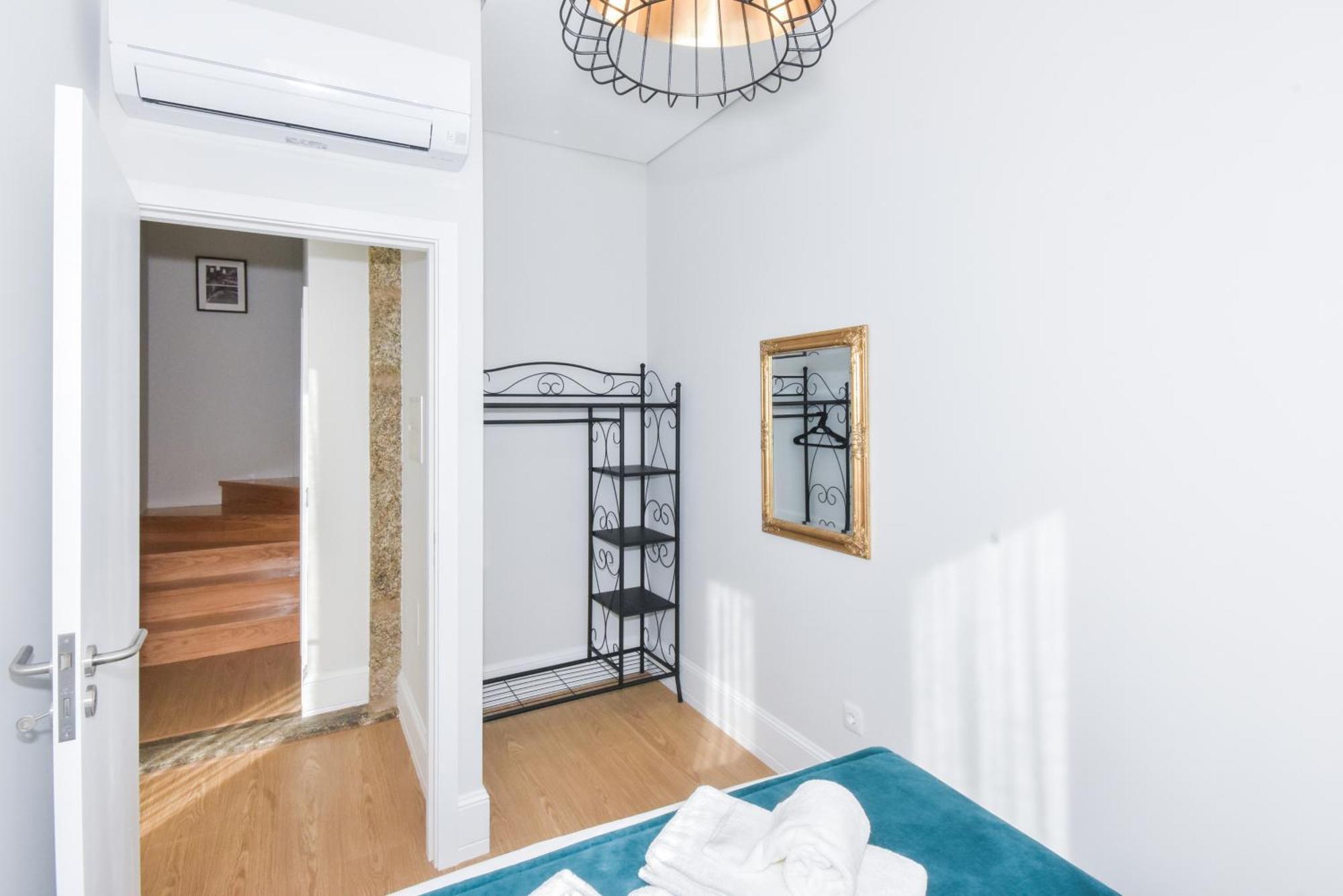 Apartment Fontinha Square By Hosts *