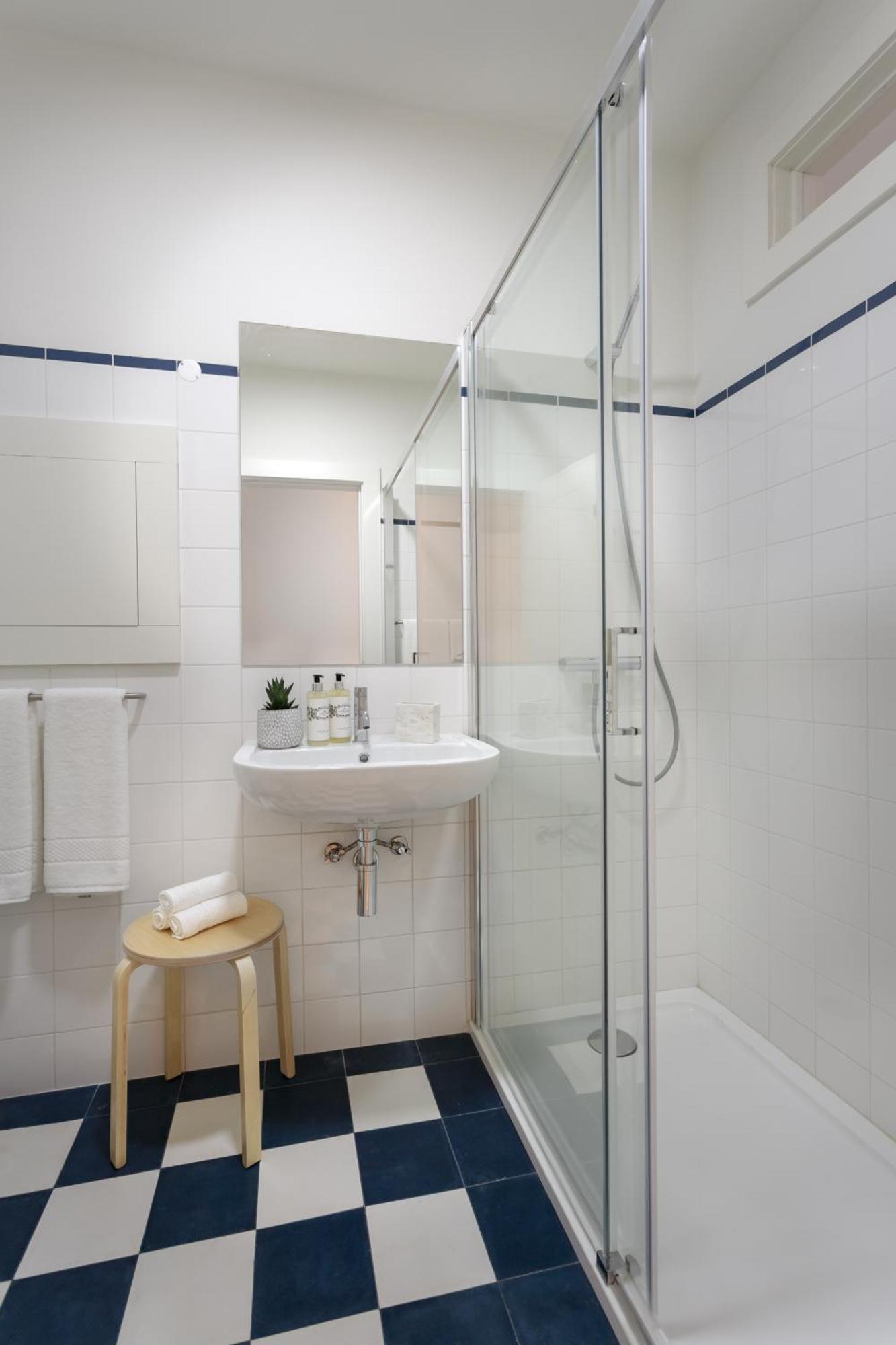 Flores Plaza Apartment Porto