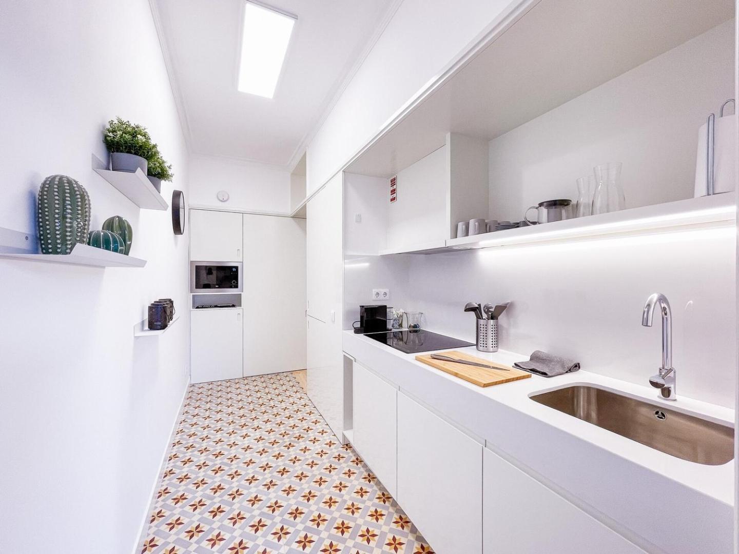 Special Place With A Sunny Balcony Facing Clerigos Luxury tent Porto