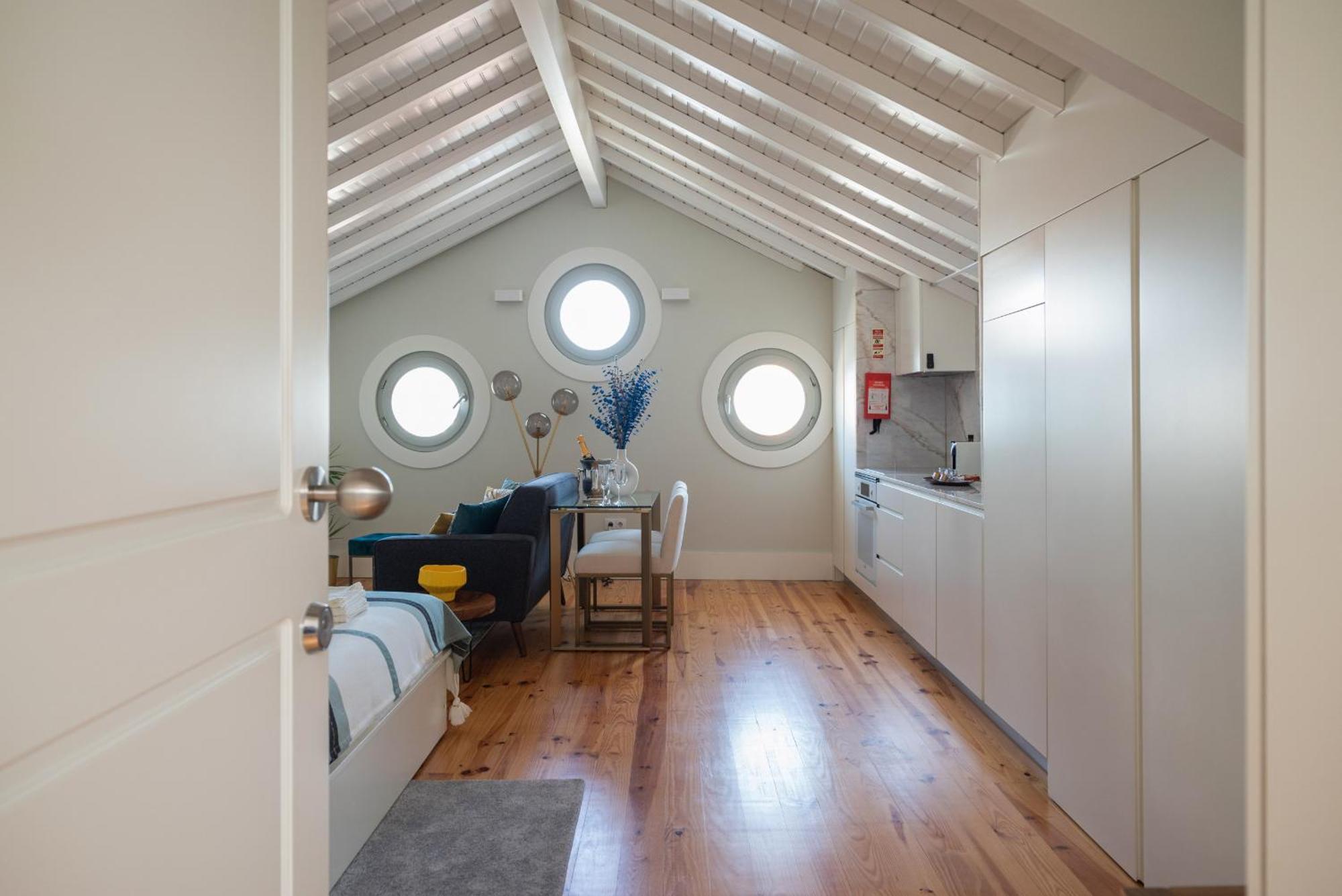 Nautical Luxury Loft * Porto