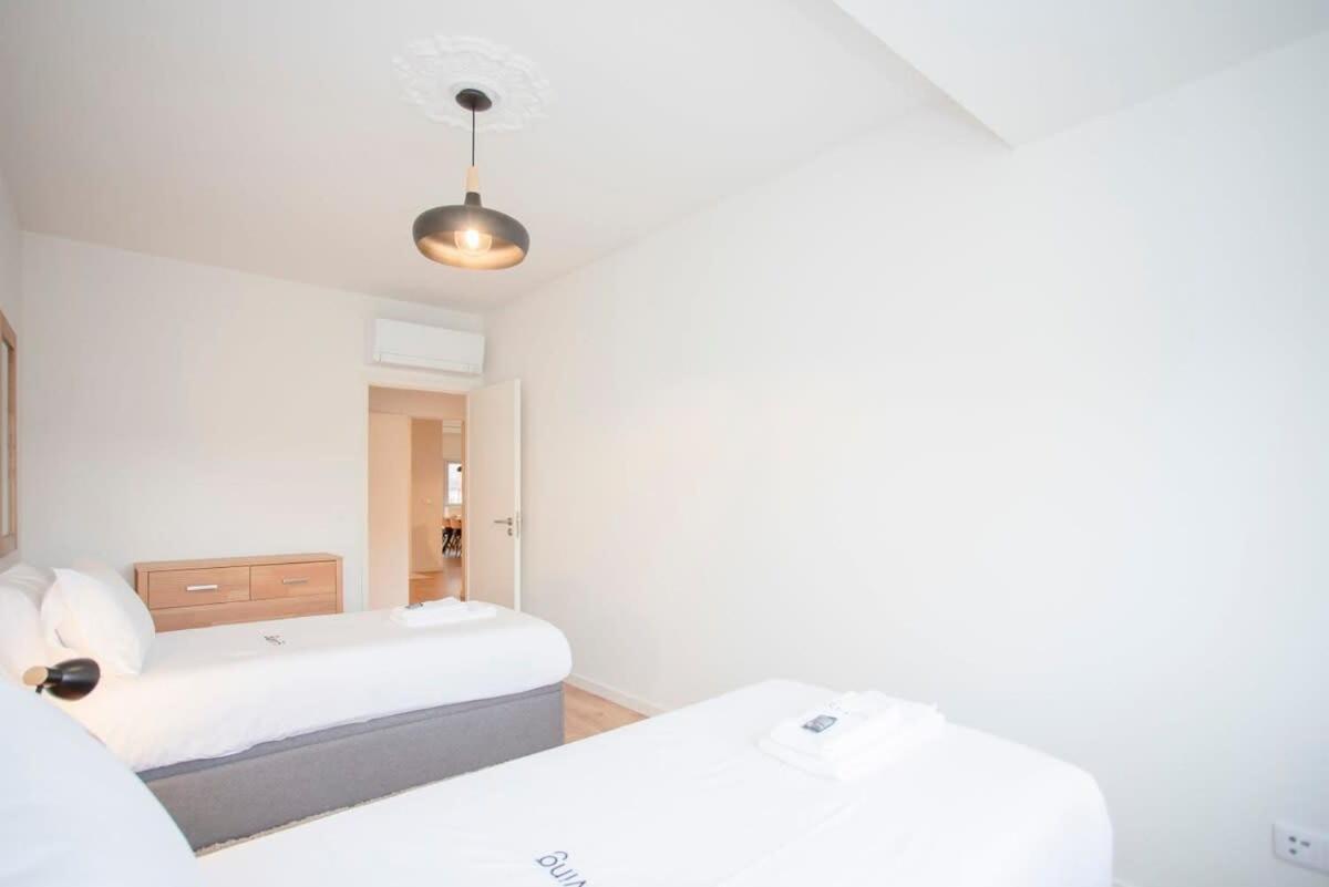 Liiiving In - Modern Design Apartment *