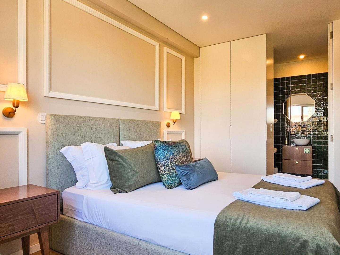 Republic Square View Apartment