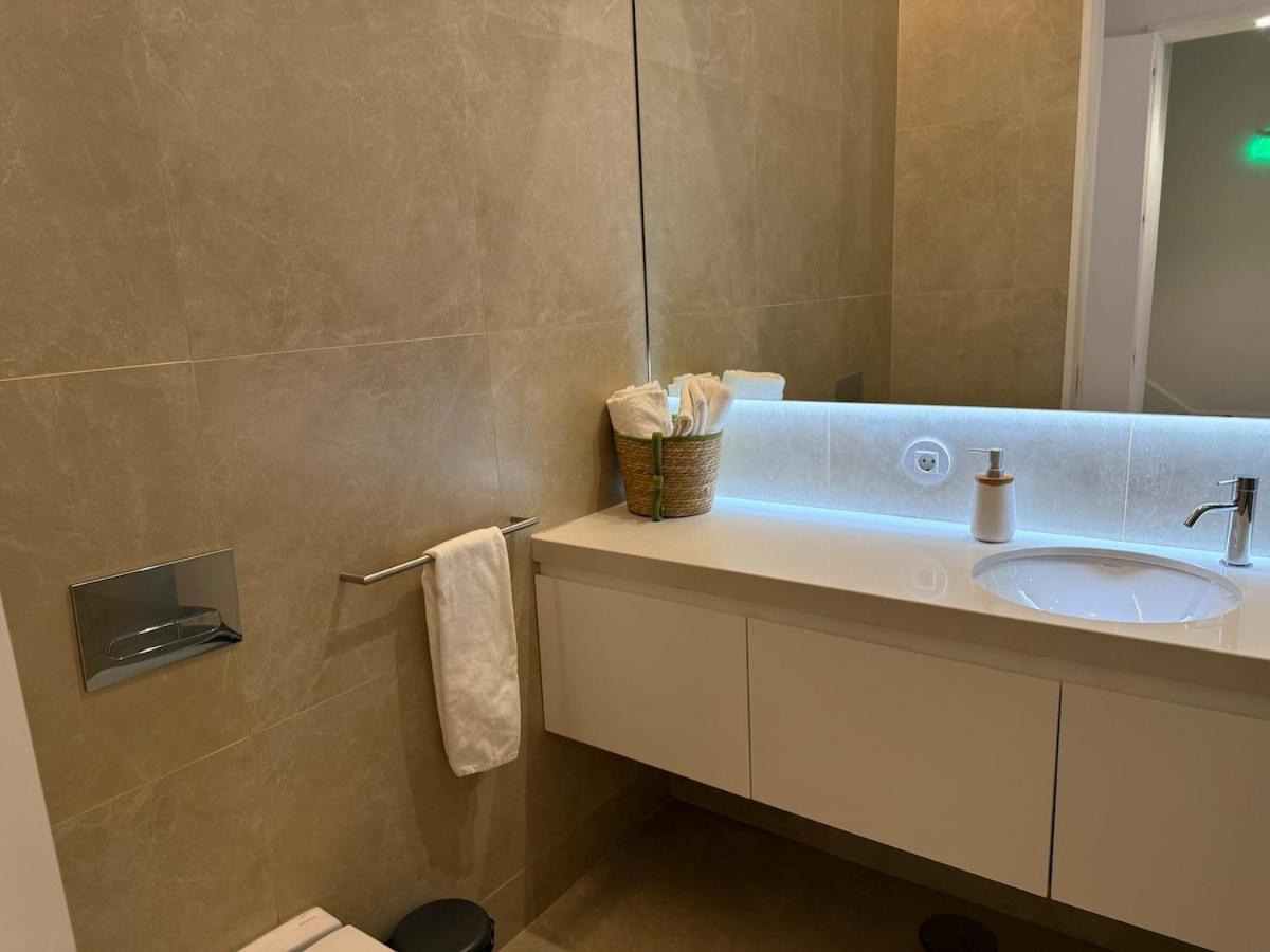 In Market Bolhao- W Views 2f Apartment Porto