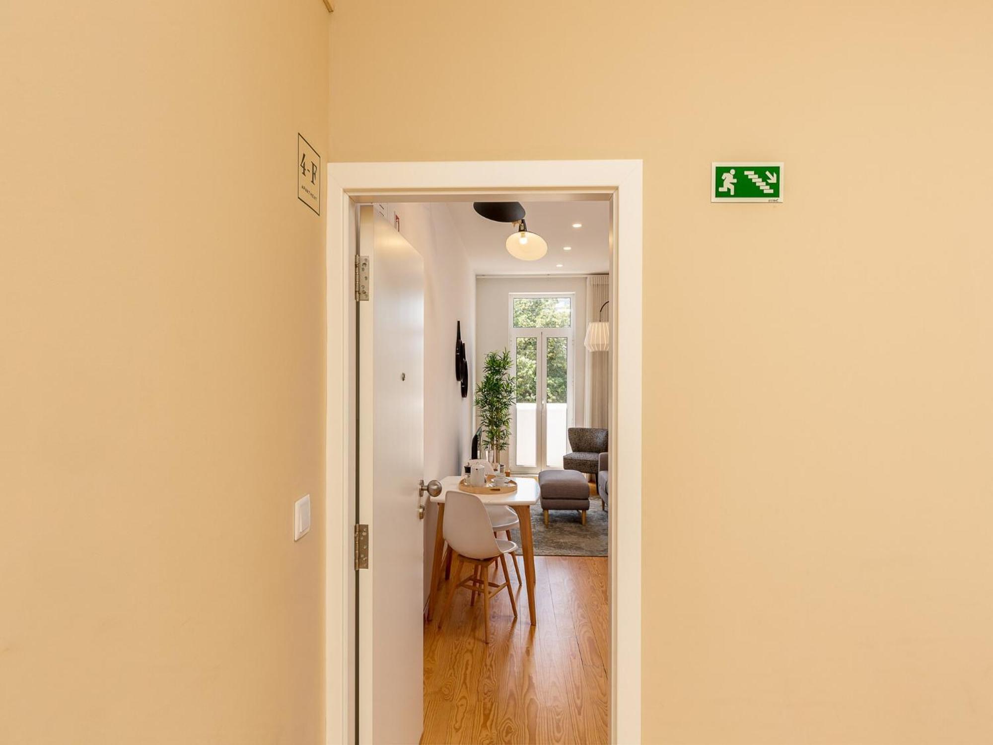 Charming 1-bedroom In * Porto