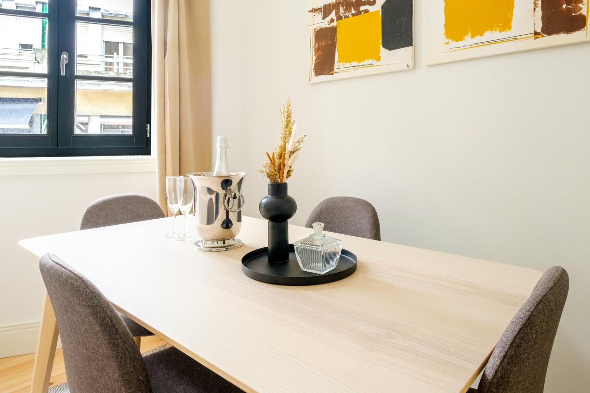 Art Deco 11 Luxury 2br Downtown Metro Ac Apartamento