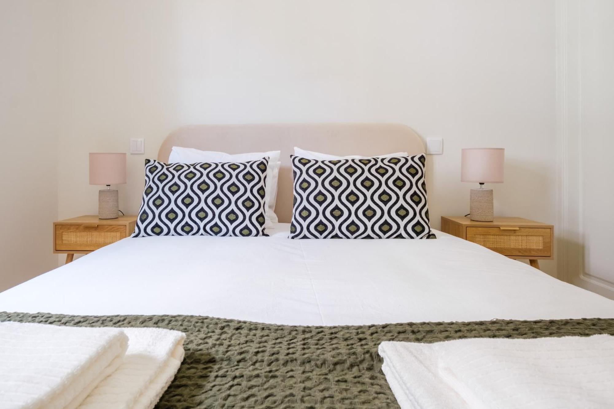 Art Deco 11 Luxury 2br Downtown Metro Ac Apartamento Porto