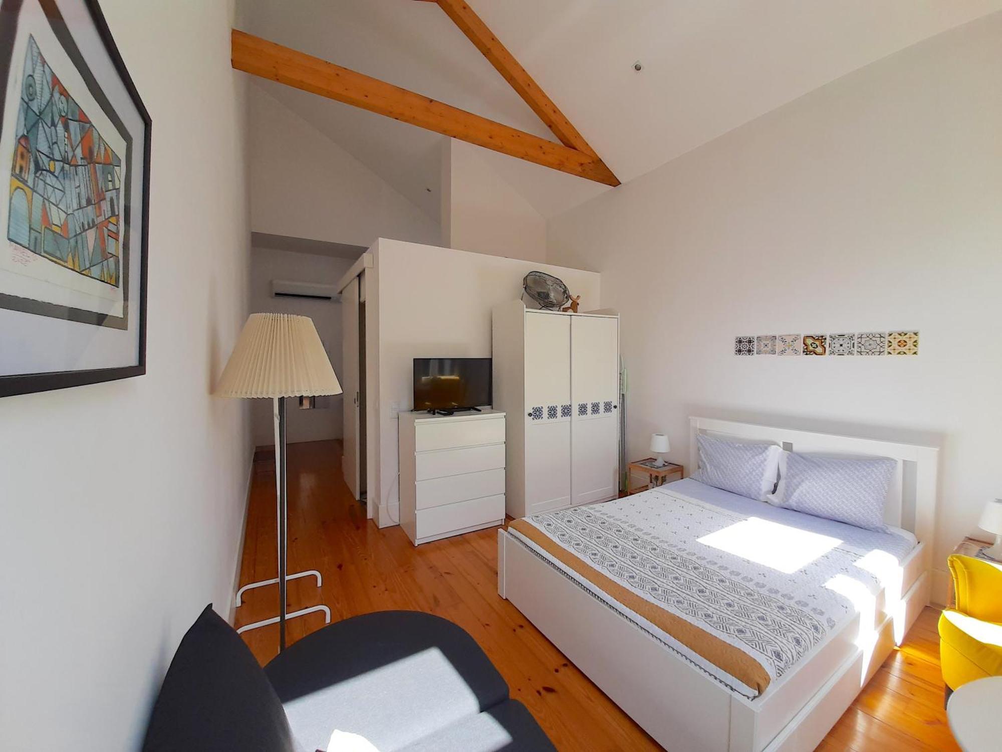Azulejos Loft, By Flat In * Porto