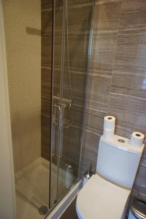 Carlos Alberto Balcony Apt Guest house Porto