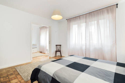 100 Contos 2* Porto