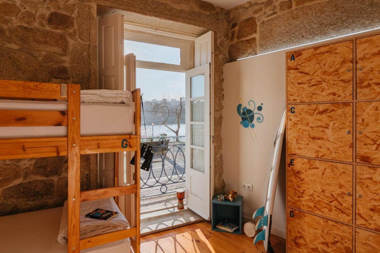 Albergue Happy & *