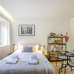 Lovelystay - Taipas Studio With Ac