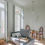 Oporto Cozy & Comfy