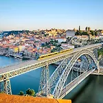 Oporto Downtown View Apartment
