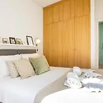 Mouzinho Darling 1Br W/ Ac In City Center By Lovelystay