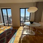 Beautiful Apartment Over Bolhao Market