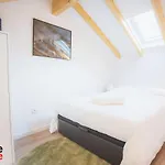 Five House 16