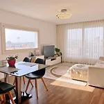Unique Penthouse Porto Near Livaria Lello - 40M2 Terrace And Free Parking