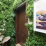 Brand New 4Br W/ 200Yrs Of History In Central Porto By Lovelystay