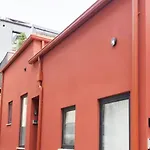 Five House 14A