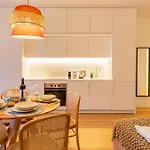 Almada 551 By Lovelystay