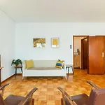 Bonfim Sunny Vintage Apartment