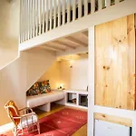 Estudio 24 Na Boavista, Jamba House