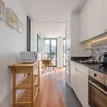 New!Central W/ Sunny Terrace - 9 Min Walk Trindade
