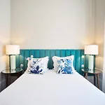 Modern 2-Bedroom Apartment In Porto